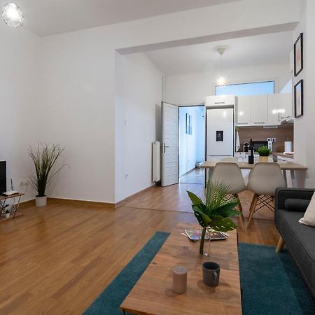 Modern 2Bd Apt In Athens , 3-Min Metro Exterior foto