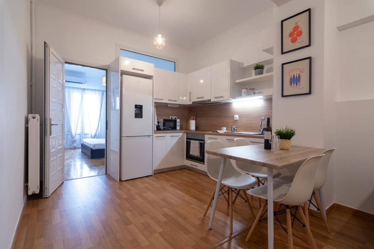 Modern 2Bd Apt In Athens , 3-Min Metro Exterior foto